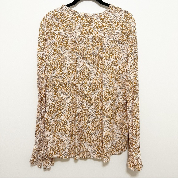 Loft Animal Print Peasant Blouse Medium neutral boho effortless feminine - Picture 5 of 11